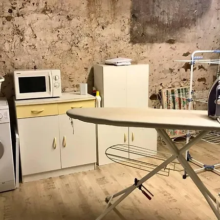 Les Glycines Du Vexin - Studio Etage - Netflix Evecquemont